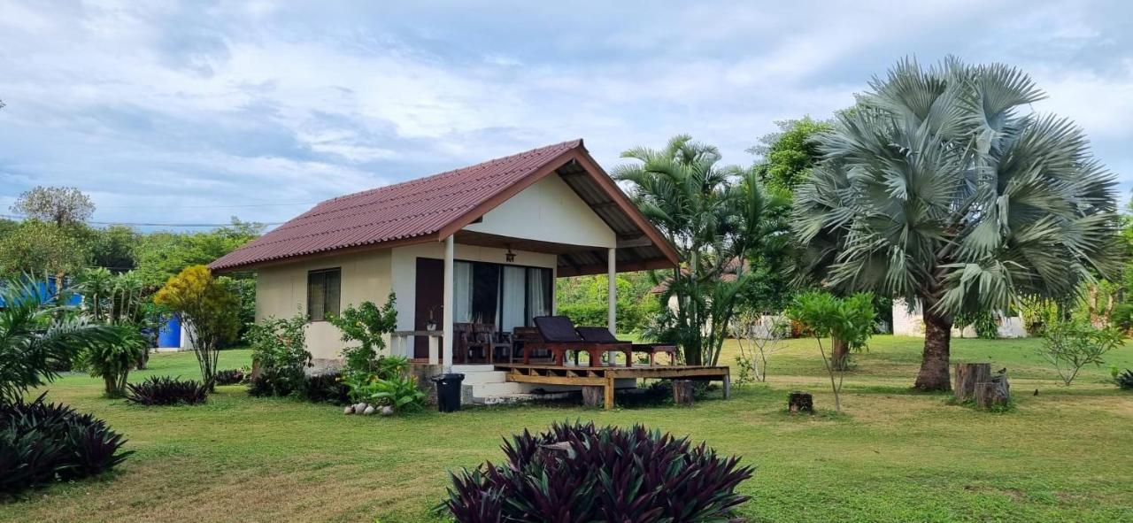 Tk Beach Resort Koh Mak Bagian luar foto